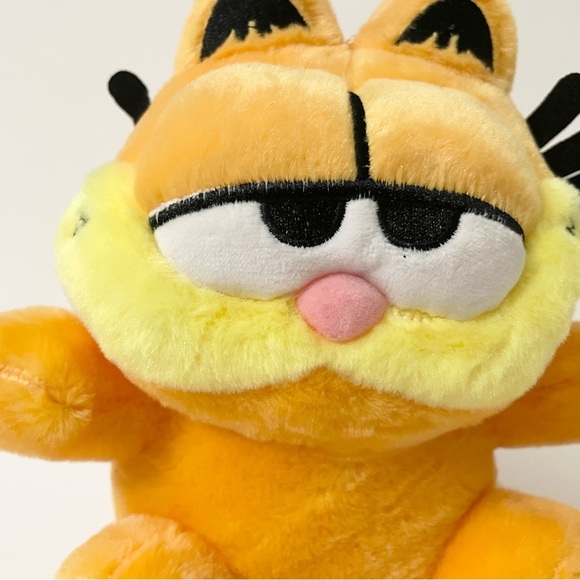 Garfield Plush Disney Store Stuffed Animal 8” Tall - Picture 12 of 15